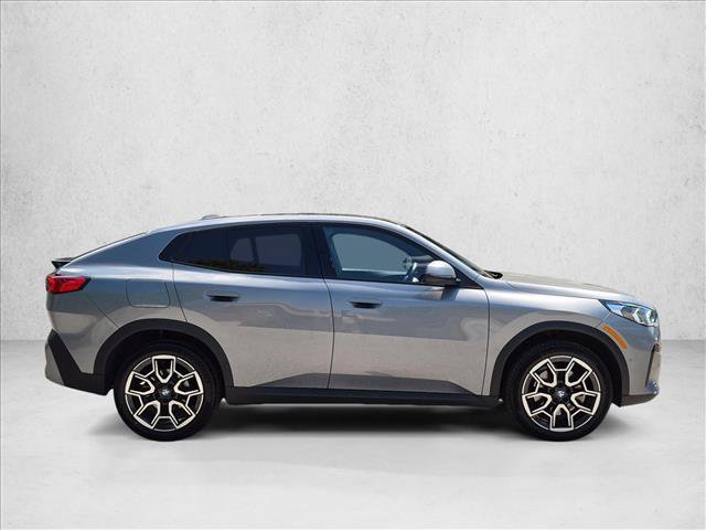 Certified 2026 BMW X2 xDrive28i w/ Convenience Package AWD/4WD image 4