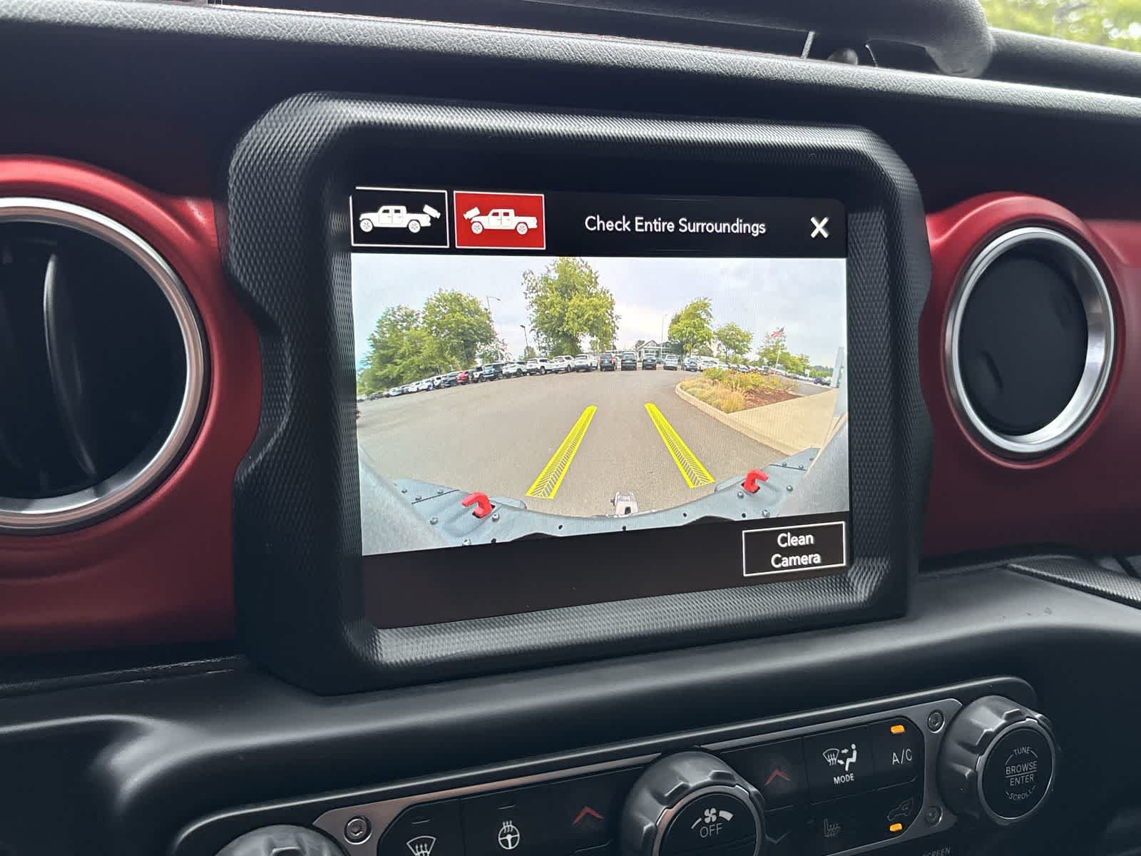 Certified 2021 Jeep Gladiator Rubicon AWD/4WD image 23