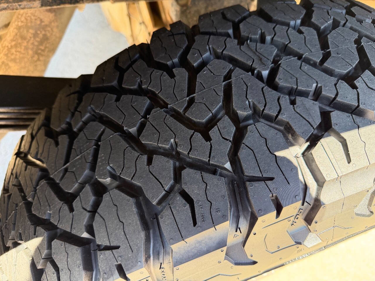 Used 2014 RAM 3500 Laramie w/ Cold Weather Group AWD/4WD image 29