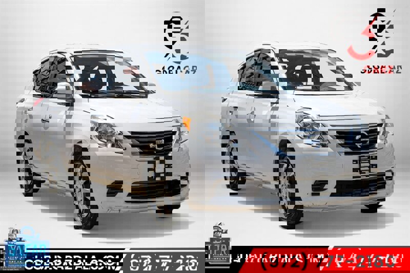 Used 2014 Nissan Versa SV
