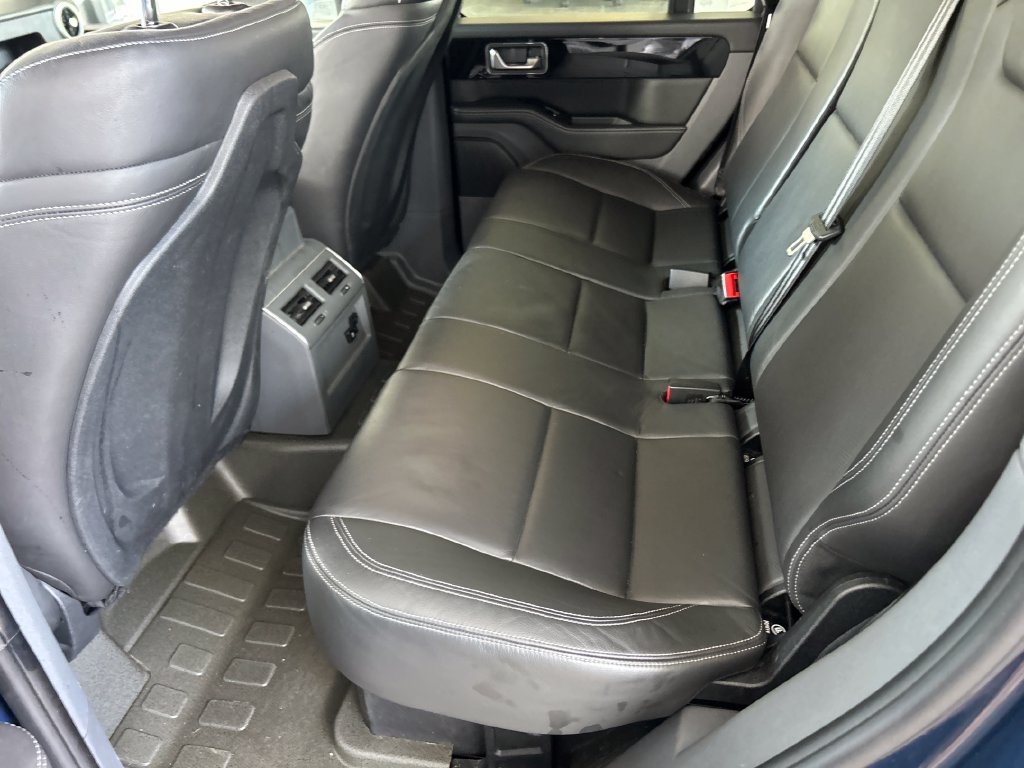 Used 2024 INEOS Grenadier Station Wagon AWD/4WD image 28