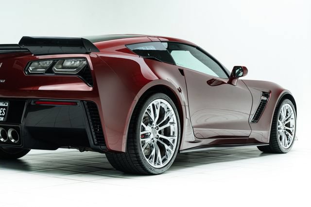 Used 2016 Chevrolet Corvette Z06 w/ 2LZ Preferred Equipment Group RWD image 13
