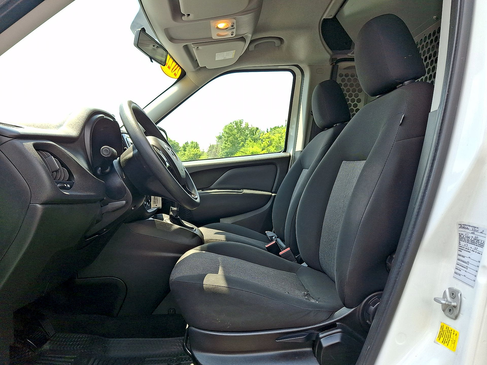 Used 2022 RAM ProMaster City Tradesman w/ Window Group 04 FWD image 11
