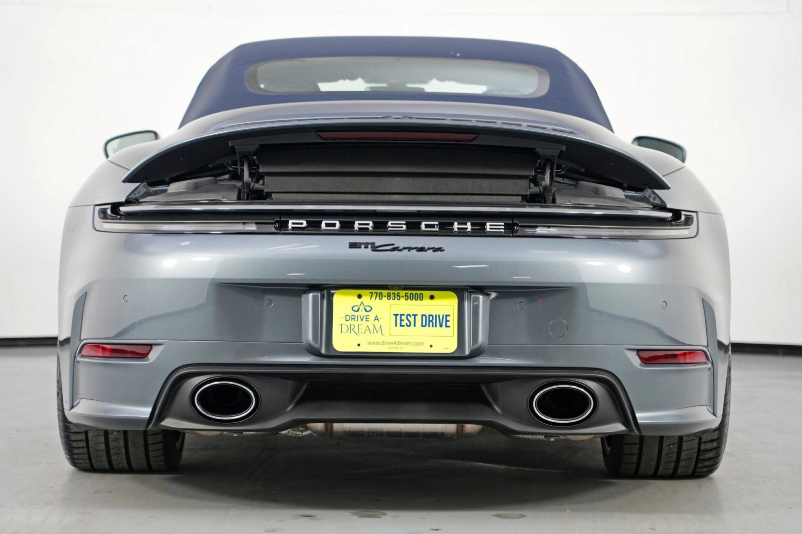 Used 2025 Porsche 911 Carrera image 10