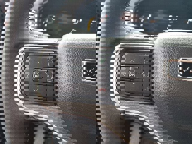 Used 2024 Jeep Wagoneer L Series II w/ Flexible Seating Group image 29