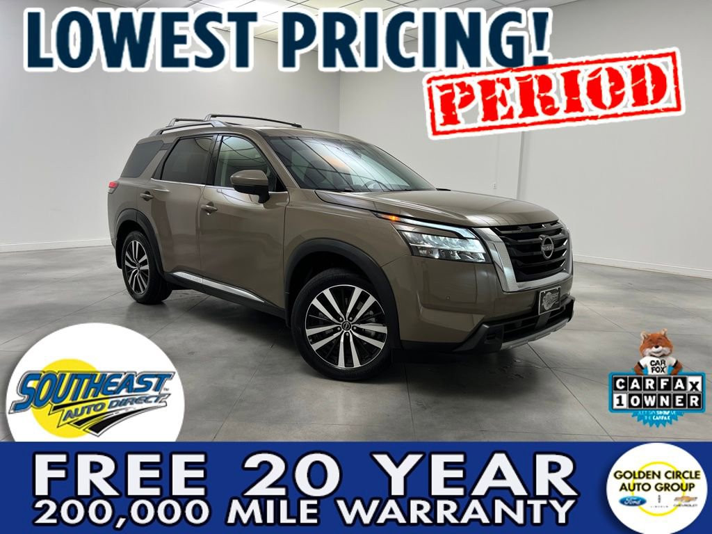 Used 2024 Nissan Pathfinder Platinum w/ Cargo Package