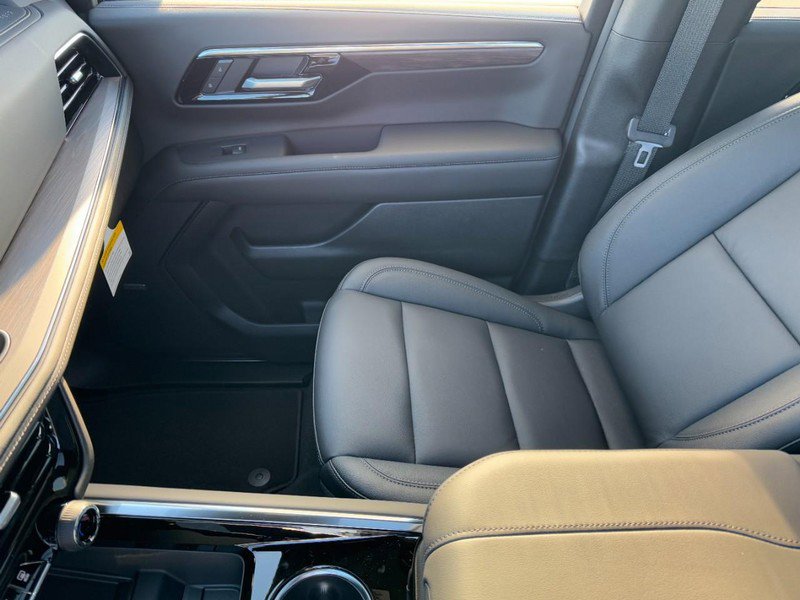 New 2026 Chevrolet Tahoe Z71 image 37