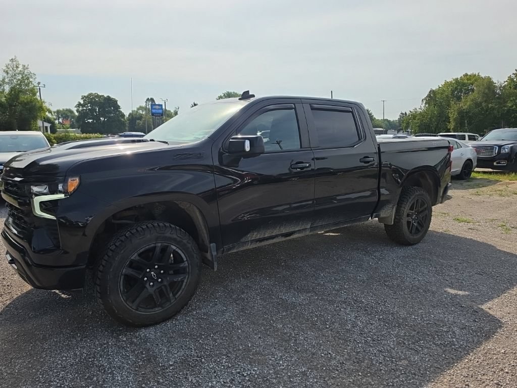 Certified 2022 Chevrolet Silverado 1500 LT Trail Boss w/ LT Trail Boss Premium Package AWD/4WD image 3