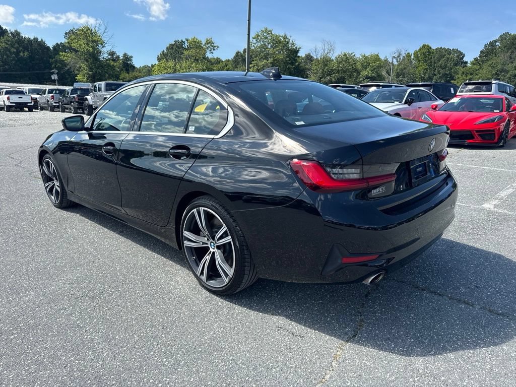 Used 2020 BMW 330i Sedan w/ Convenience Package RWD image 2