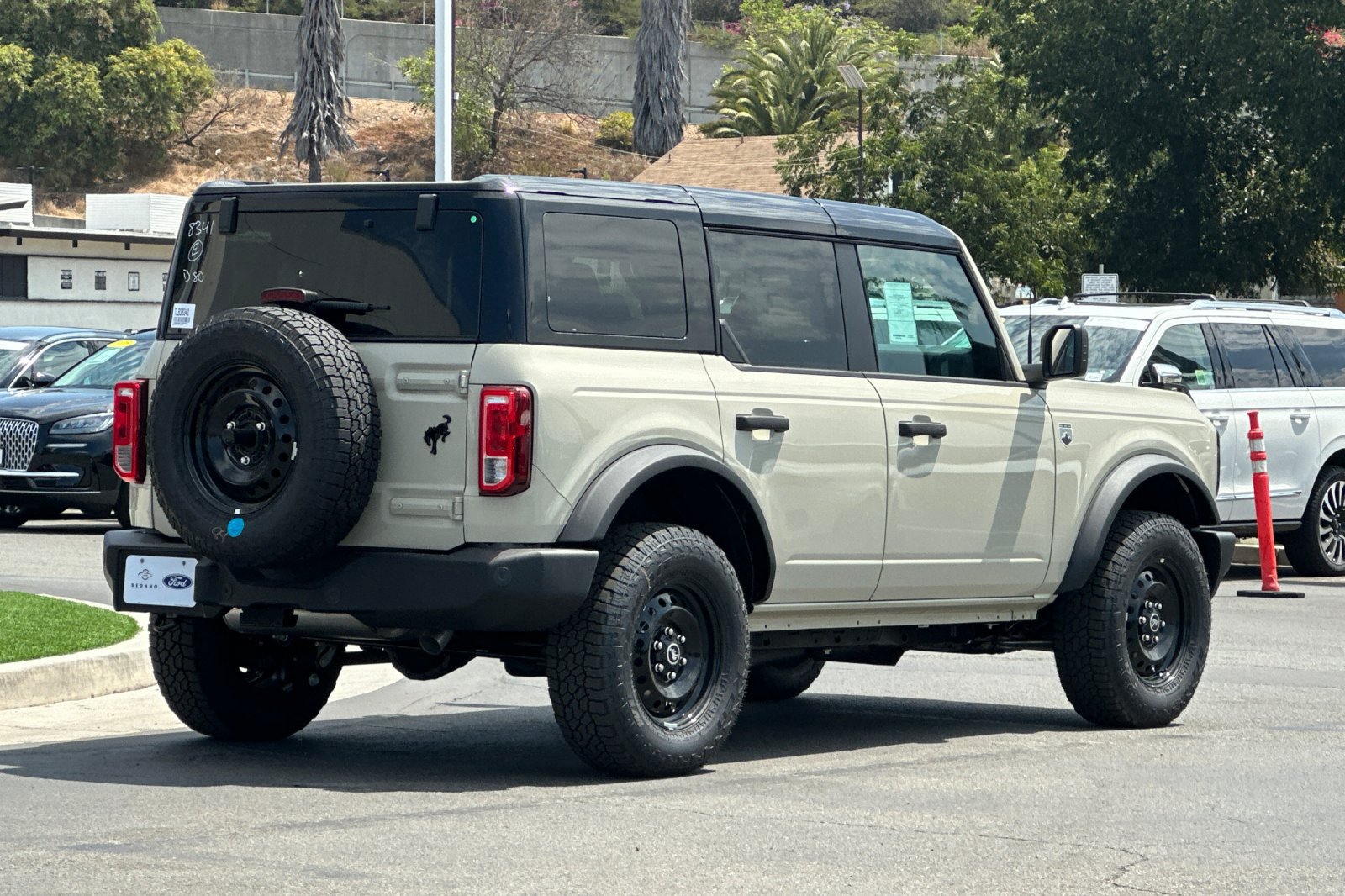 New 2026 Ford Bronco Big Bend AWD/4WD image 3