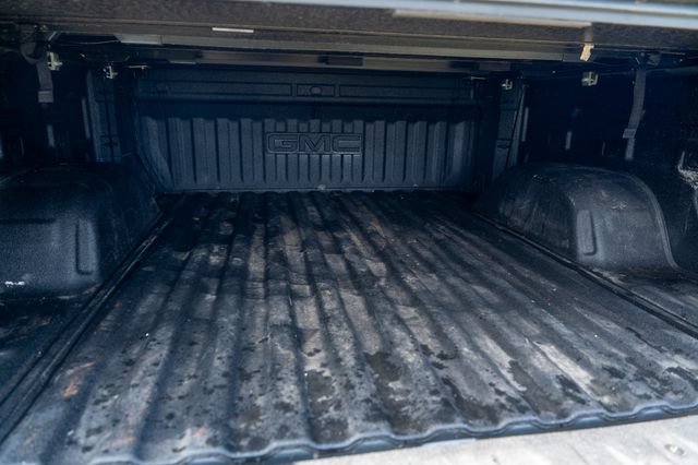 Used 2021 GMC Sierra 1500 SLT RWD image 16