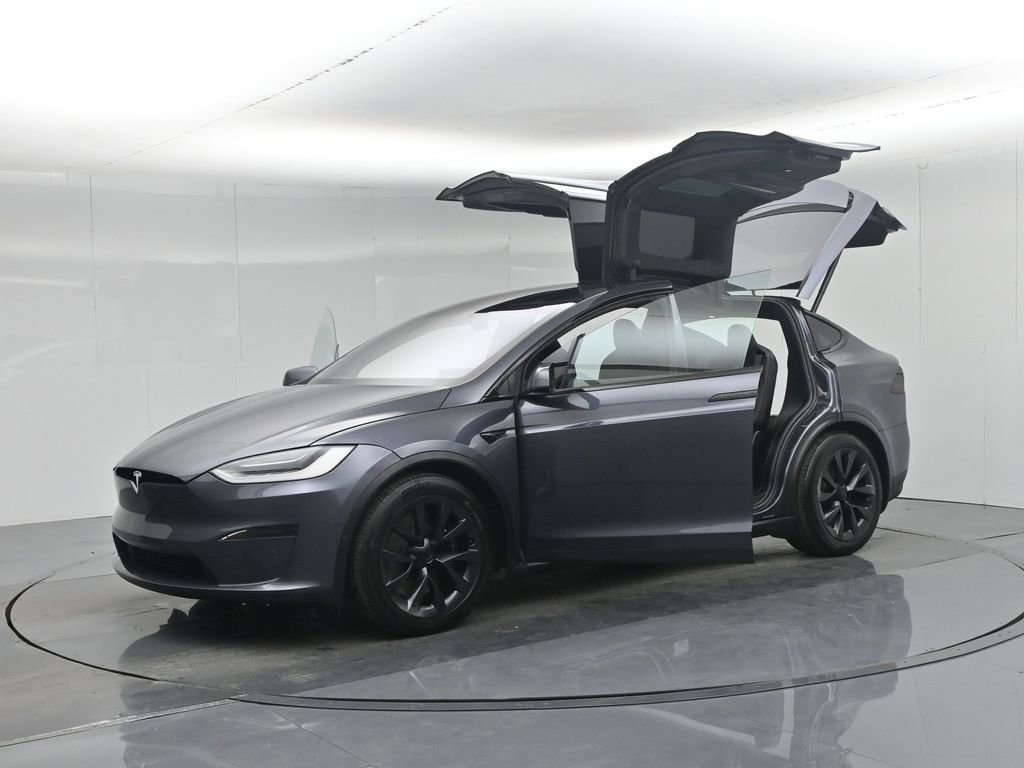 Used 2023 Tesla Model X image 31