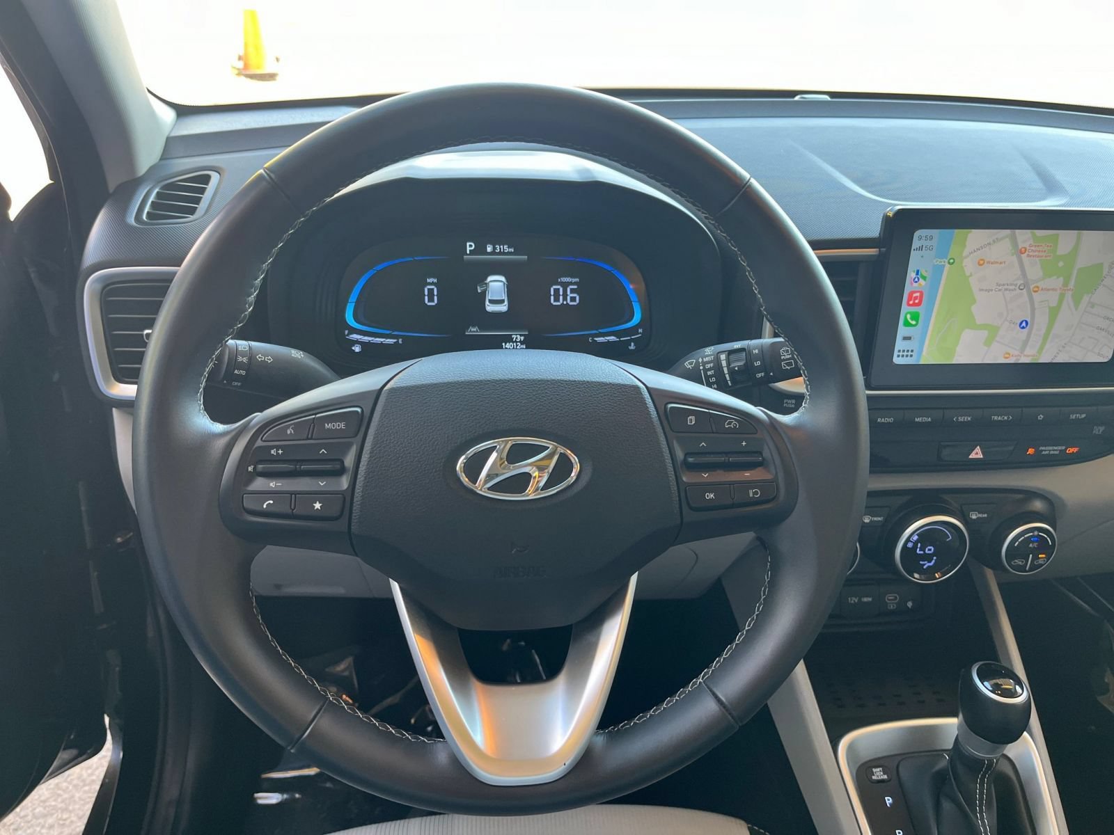 Used 2026 Hyundai Venue SEL FWD image 31
