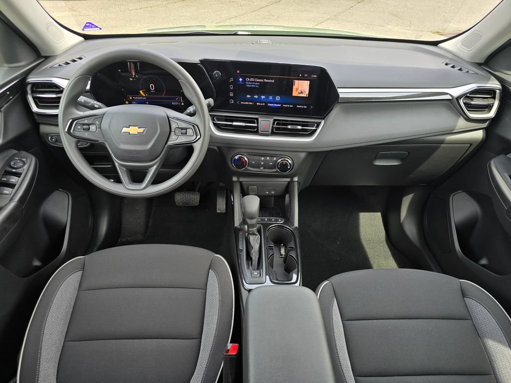 Used 2026 Chevrolet TrailBlazer LS w/ LS Confidence Package FWD image 5