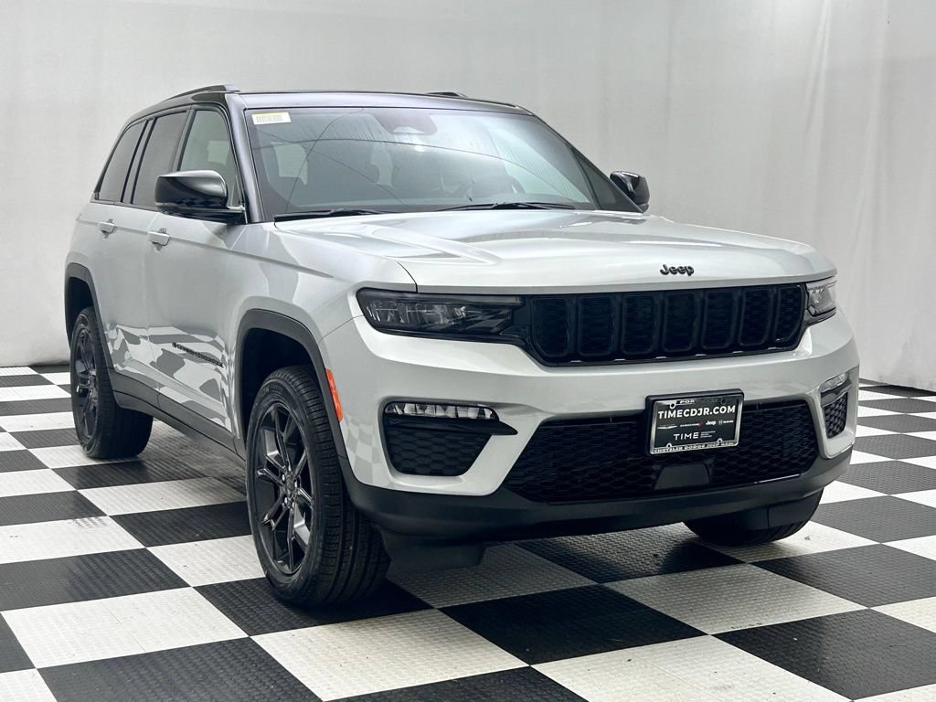 New 2025 Jeep Grand Cherokee Limited AWD/4WD image 2