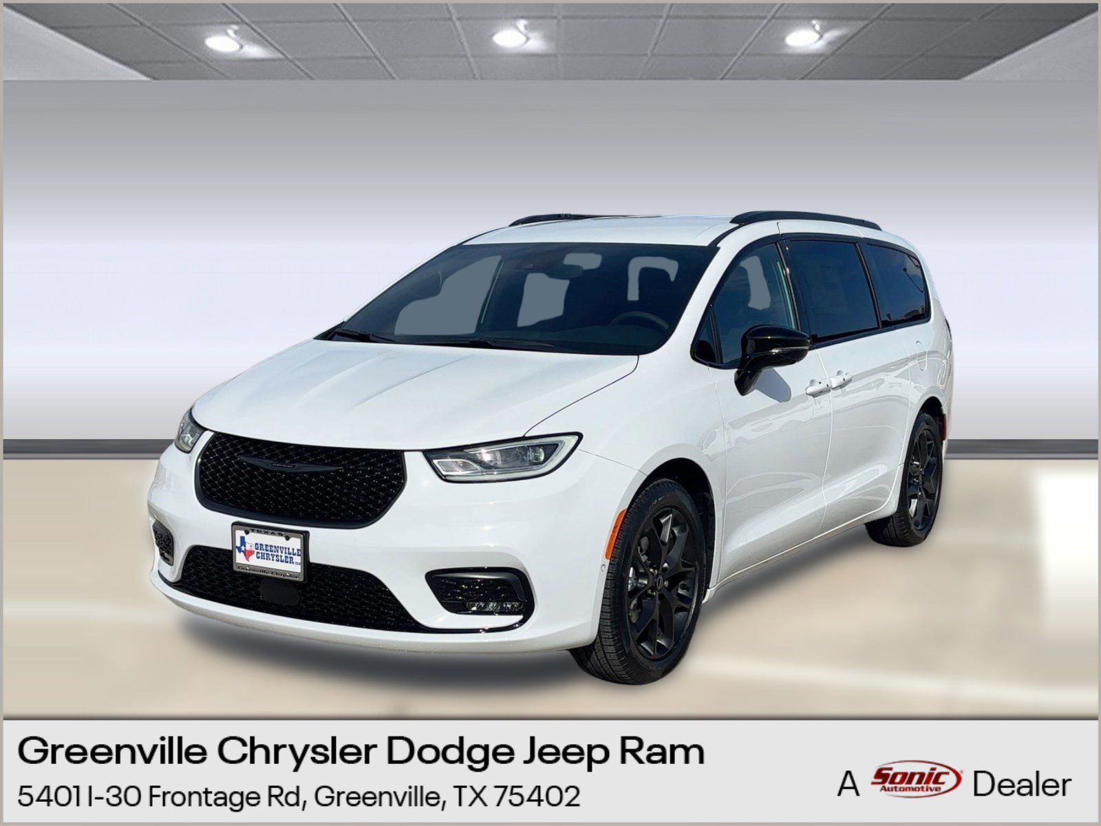 Used 2026 Chrysler Pacifica Select w/ S Appearance Package image 1