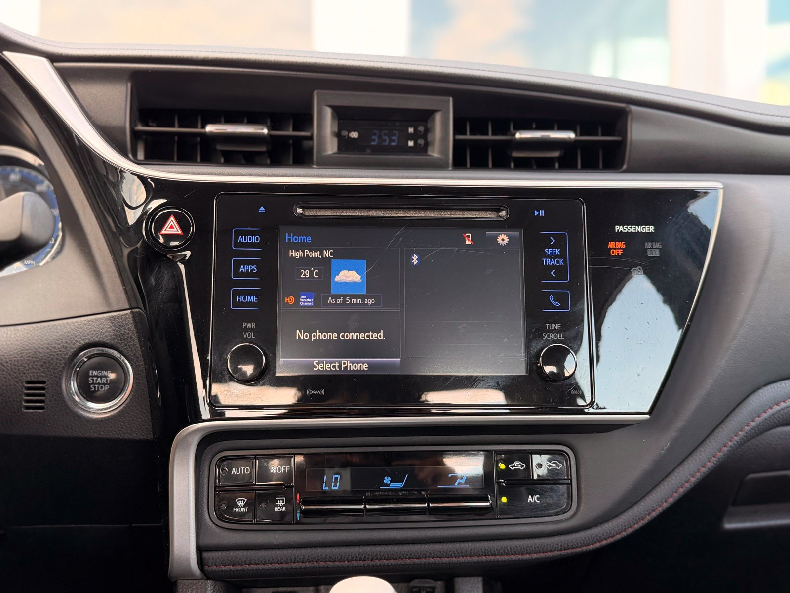 Used 2017 Toyota Corolla SE 50th Anniversary FWD image 34