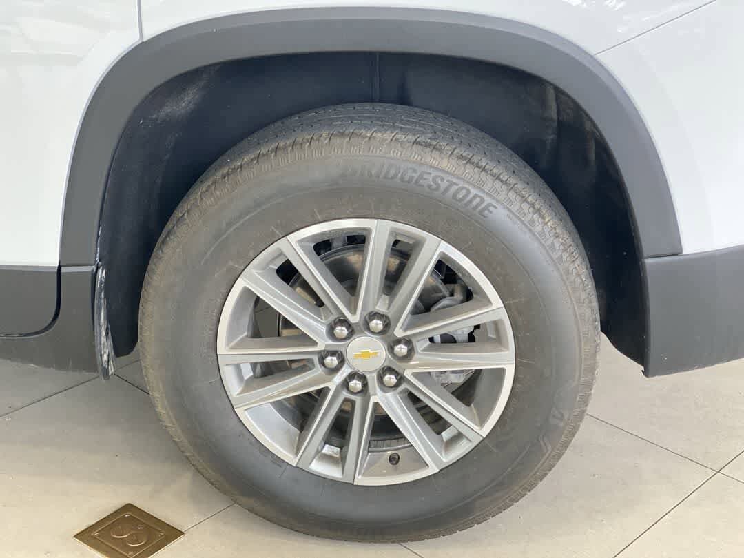 Used 2022 Chevrolet Traverse LT AWD/4WD image 13