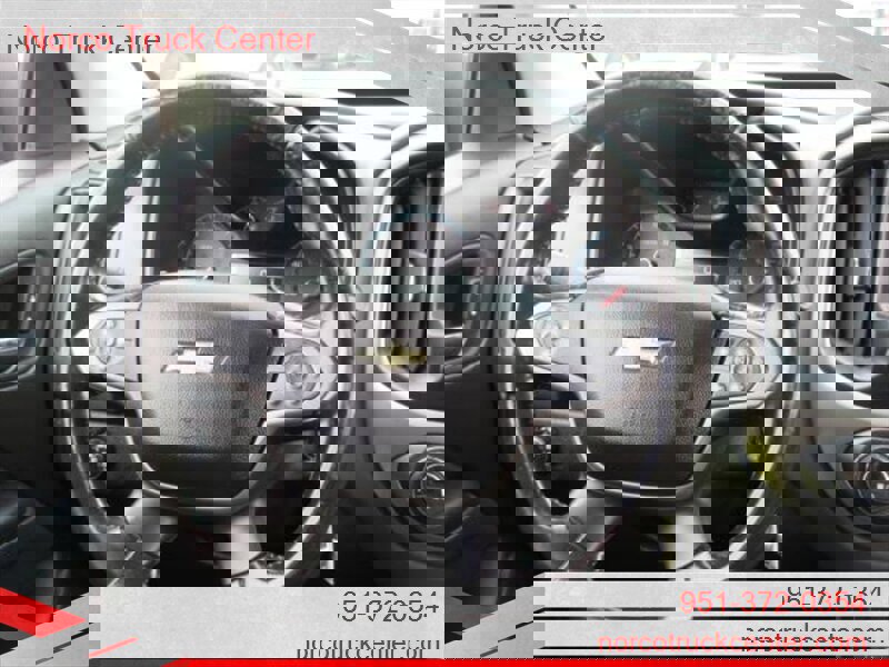 Used 2016 Chevrolet Colorado Z71 w/ Z71 Midnight Edition image 16