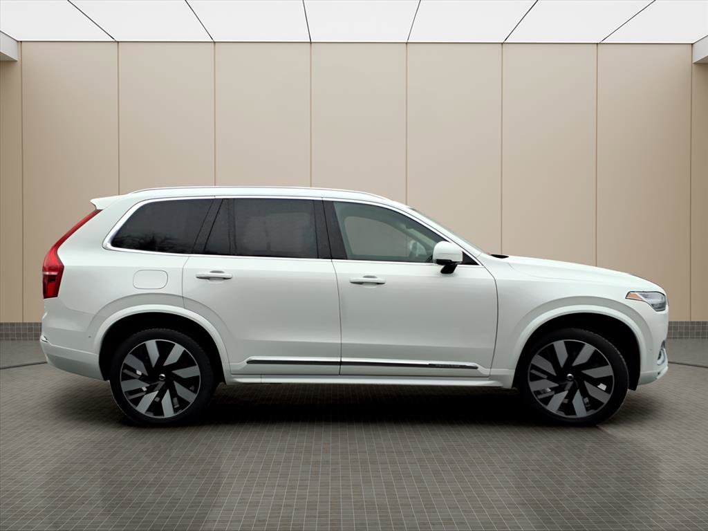 Used 2023 Volvo XC90 T8 Ultimate image 20