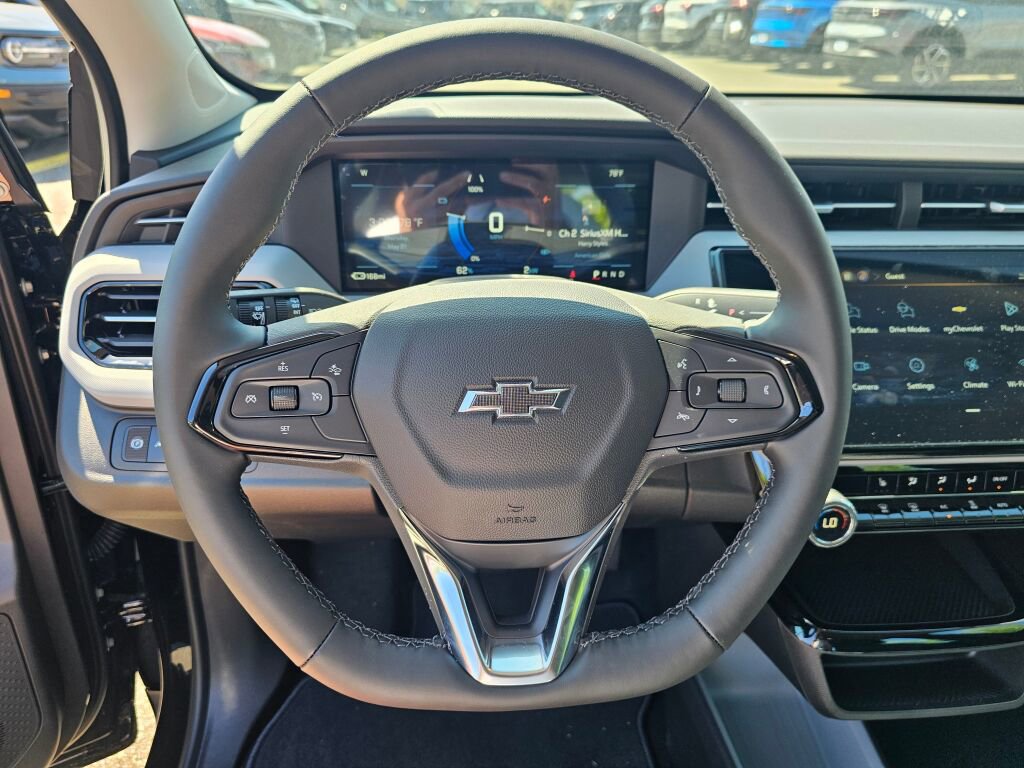 New 2027 Chevrolet Bolt LT w/ Comfort Package FWD image 11