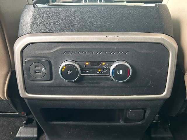 Used 2022 Ford Expedition Max XLT image 38
