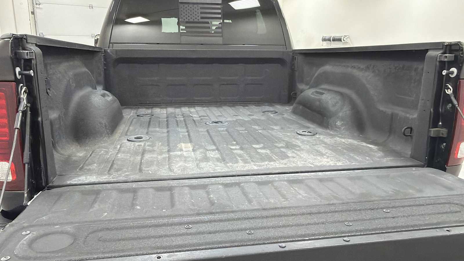 Used 2018 RAM 3500 Laramie Longhorn AWD/4WD image 29