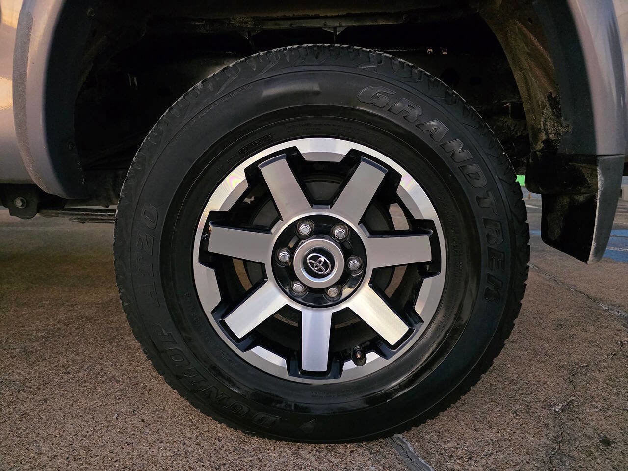 Used 2000 Toyota Tundra Limited image 44