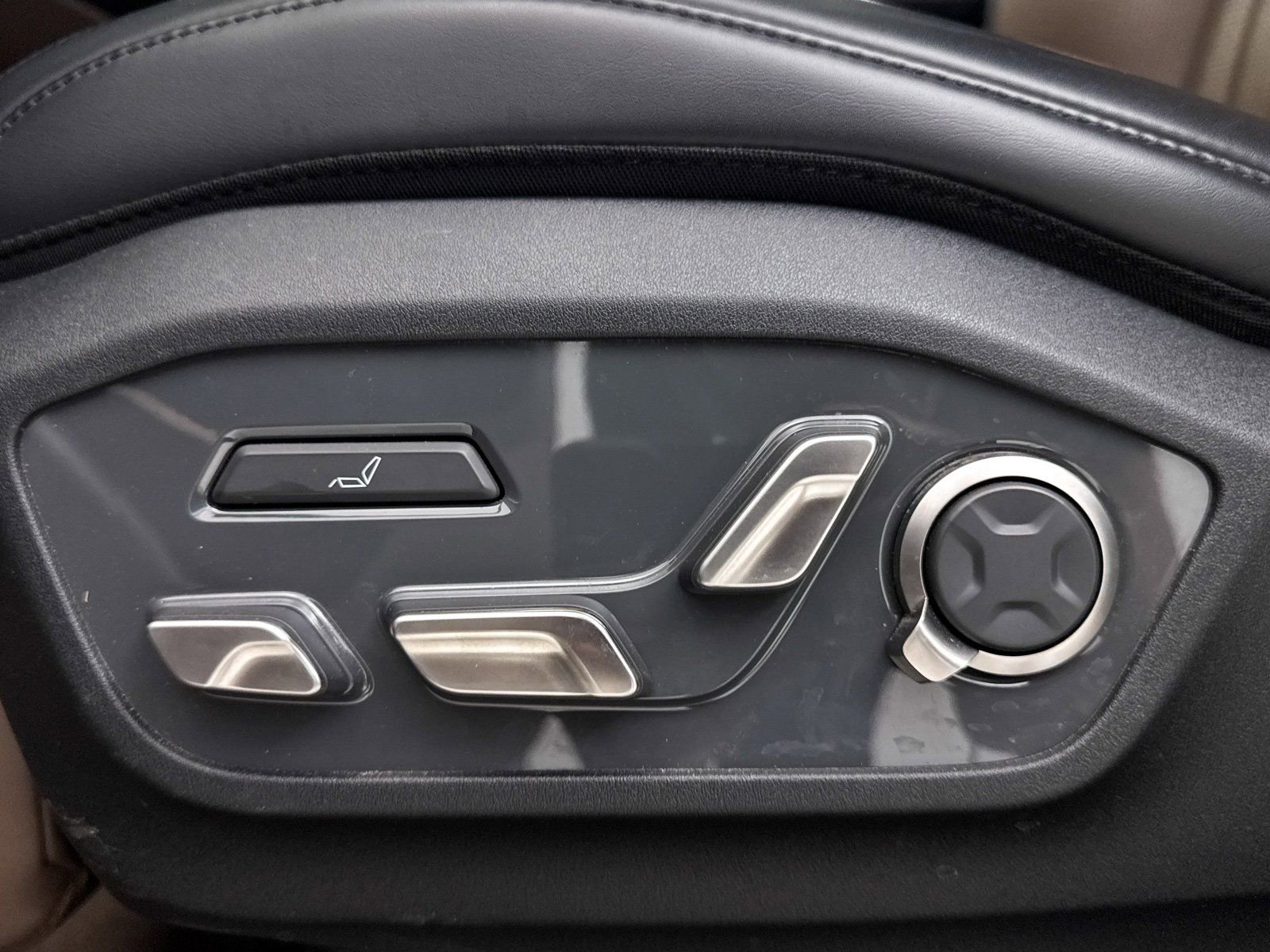 Used 2024 Kia EV9 GT-Line image 31