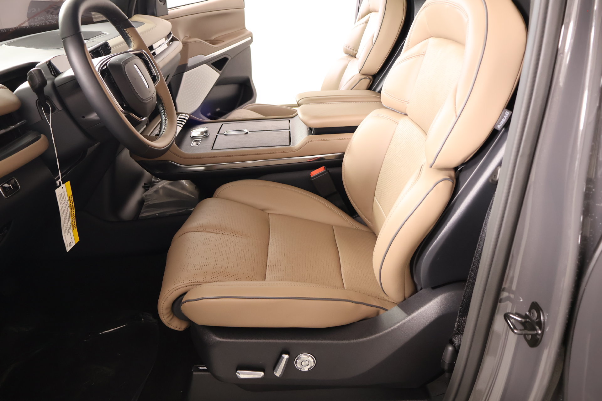 New 2027 Lincoln Navigator L Black Label AWD/4WD image 12