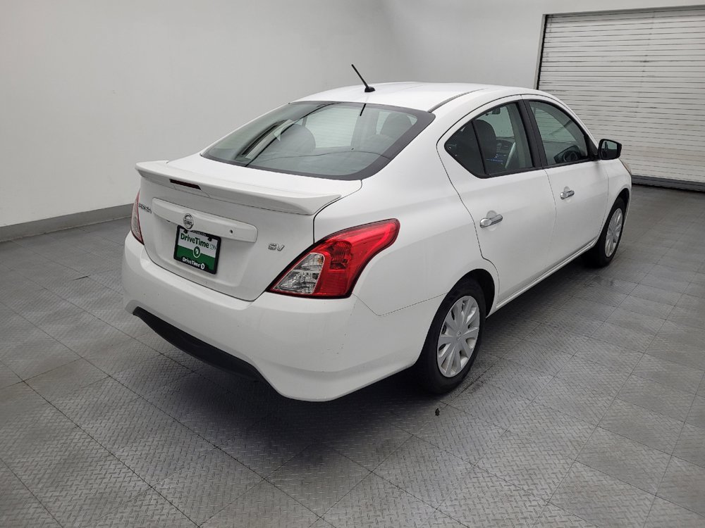 Used 2019 Nissan Versa SV FWD image 9