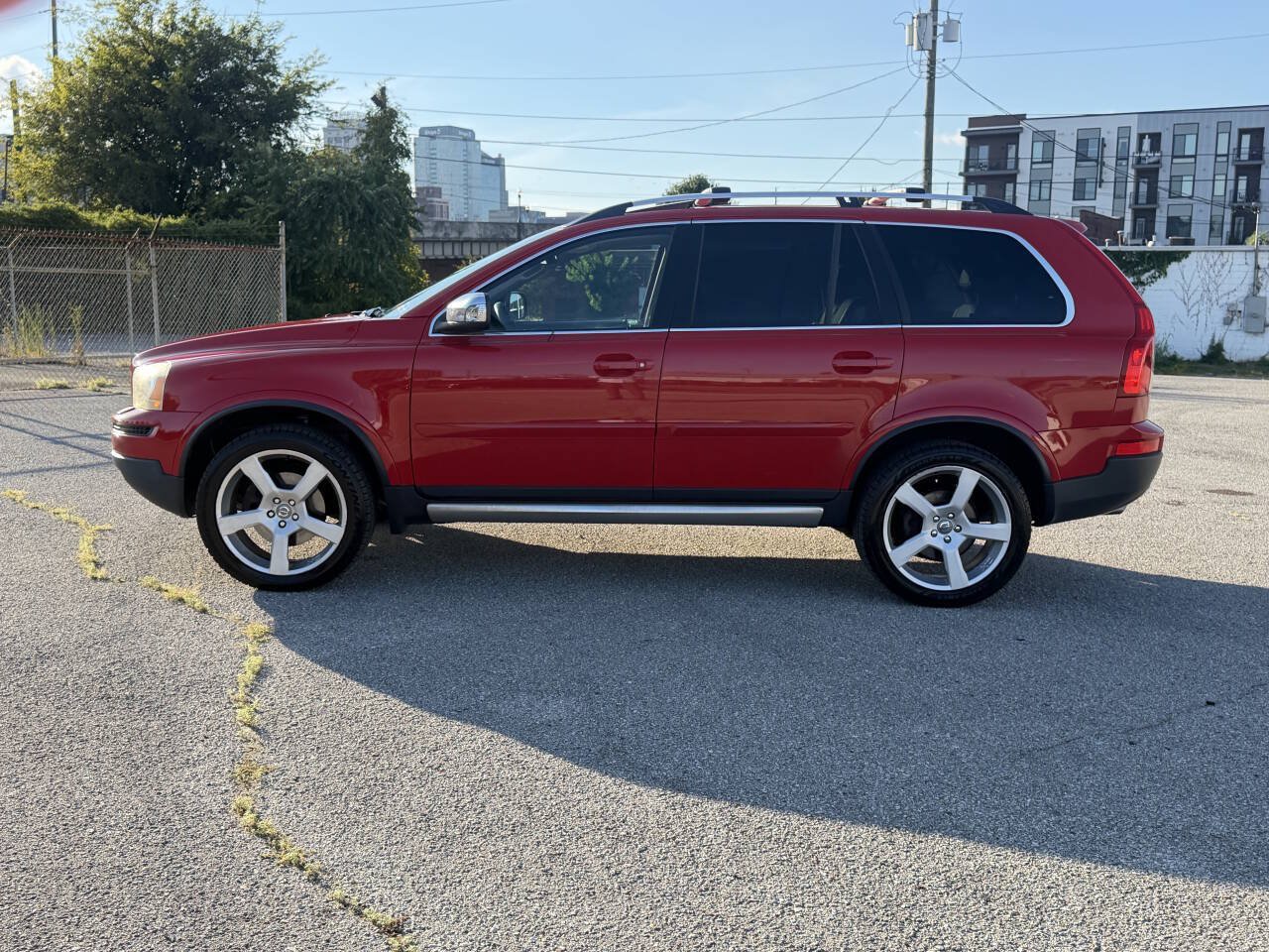 Used 2011 Volvo XC90 3.2 R-Design AWD/4WD image 12