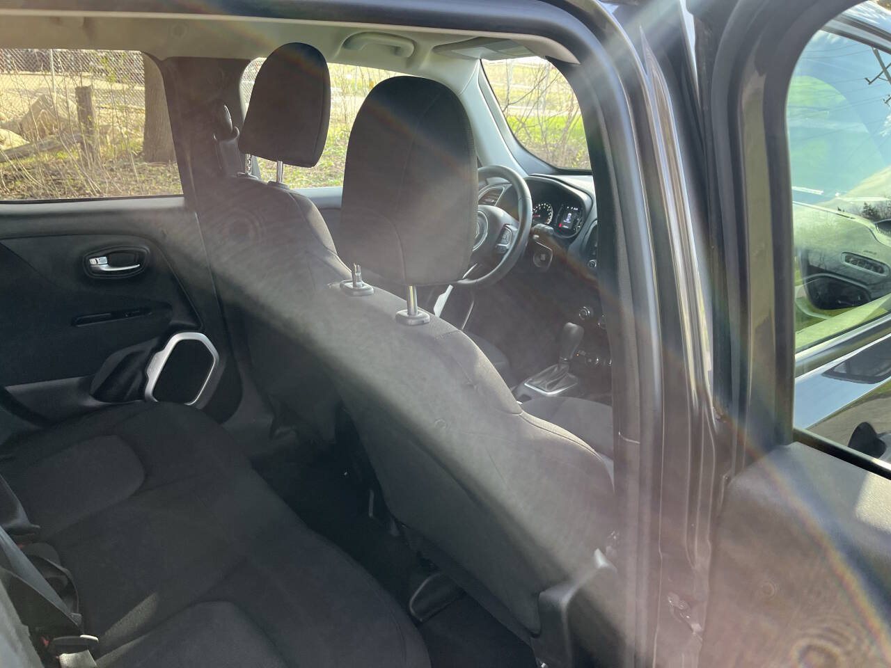 Used 2019 Jeep Renegade Sport w/ Sport Appearance Group AWD/4WD image 25