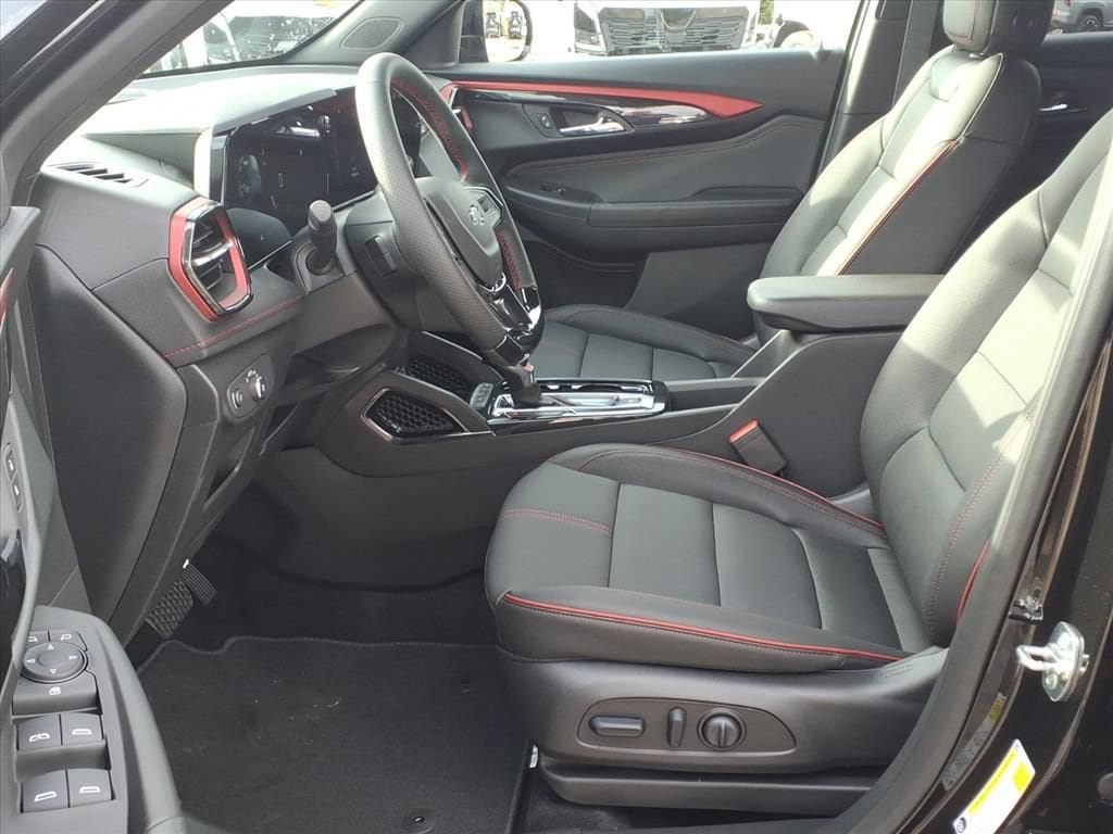 New 2026 Chevrolet TrailBlazer RS w/ Convenience Package FWD image 16