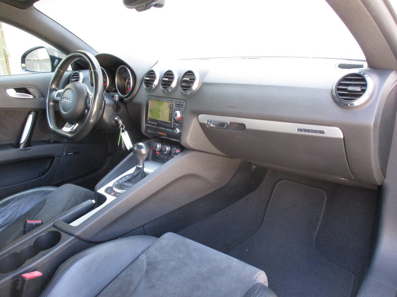 Used 2008 Audi TT 3.2 AWD/4WD image 17