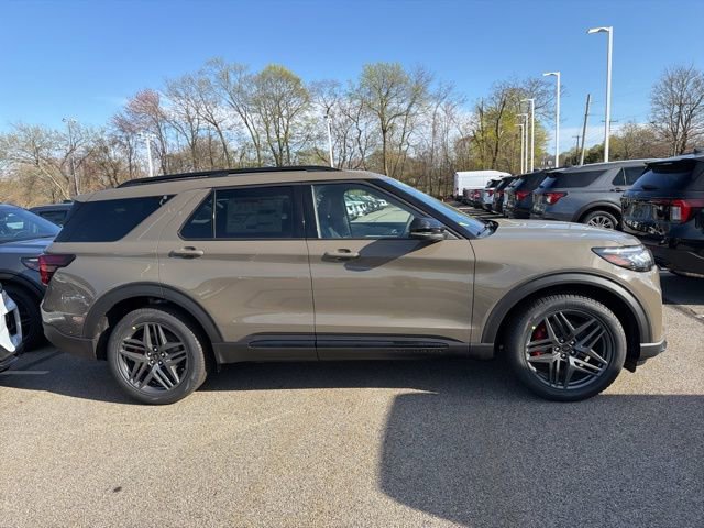 New 2026 Ford Explorer ST AWD/4WD image 2