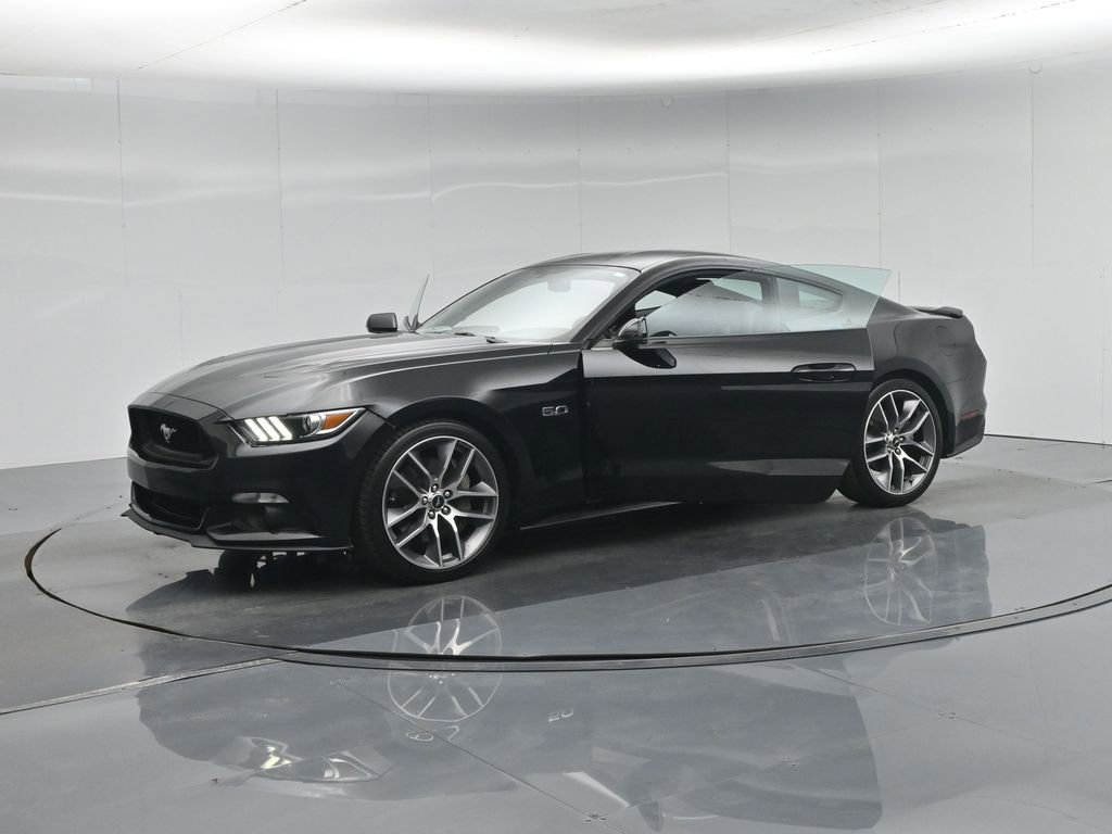 Used 2017 Ford Mustang GT Premium RWD image 5