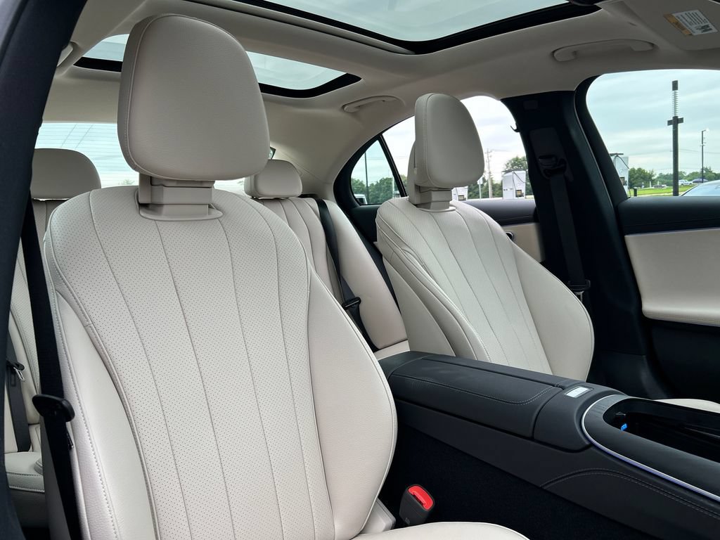 New 2026 Mercedes-Benz E 350 4MATIC Sedan image 28