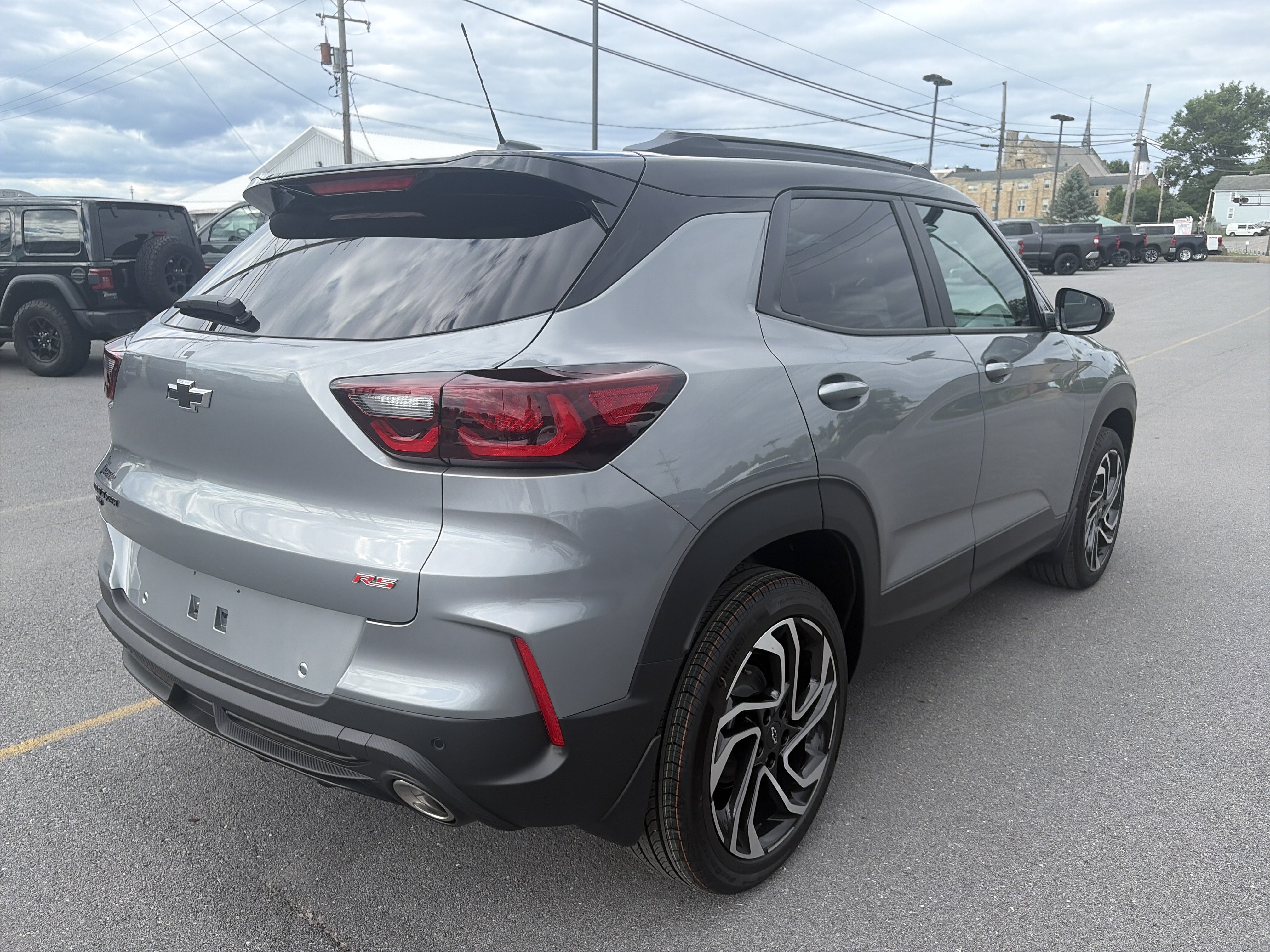 New 2026 Chevrolet TrailBlazer RS w/ Convenience Package AWD/4WD image 3