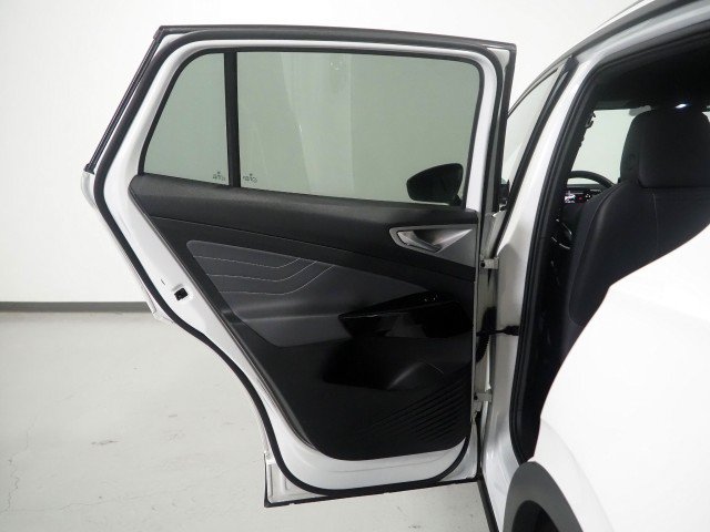 Used 2023 Volkswagen ID.4 Pro S RWD image 53