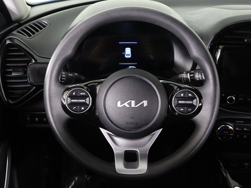 Used 2025 Kia Soul S image 37
