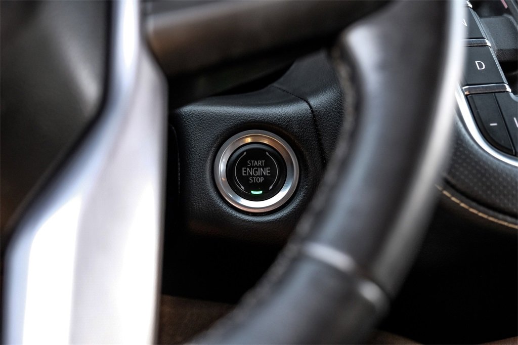 Used 2021 GMC Yukon XL SLT image 17