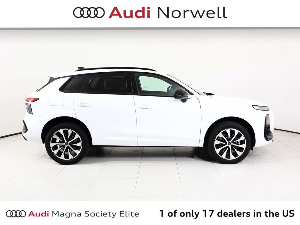 New 2026 Audi Q3 quattro 2.0T AWD/4WD image 17