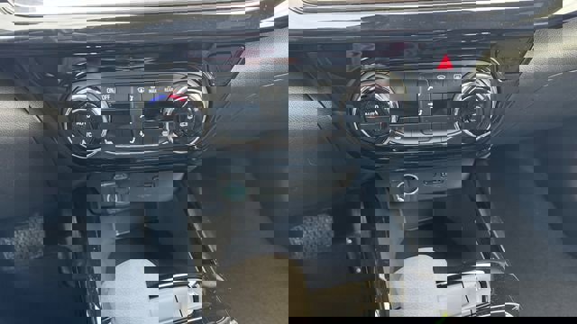 New 2026 Chevrolet Trax RS w/ Driver Confidence Package image 31