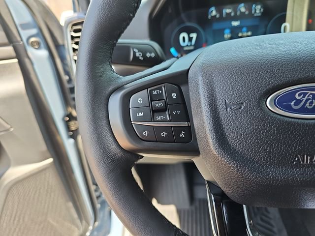 Used 2025 Ford Ranger Lariat w/ FX4 Off-Road Package image 17