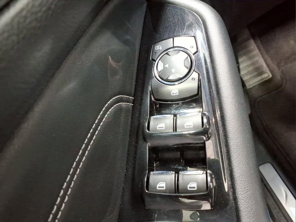 Certified 2019 Ford Edge Titanium w/ Equipment Group 301A AWD/4WD image 16