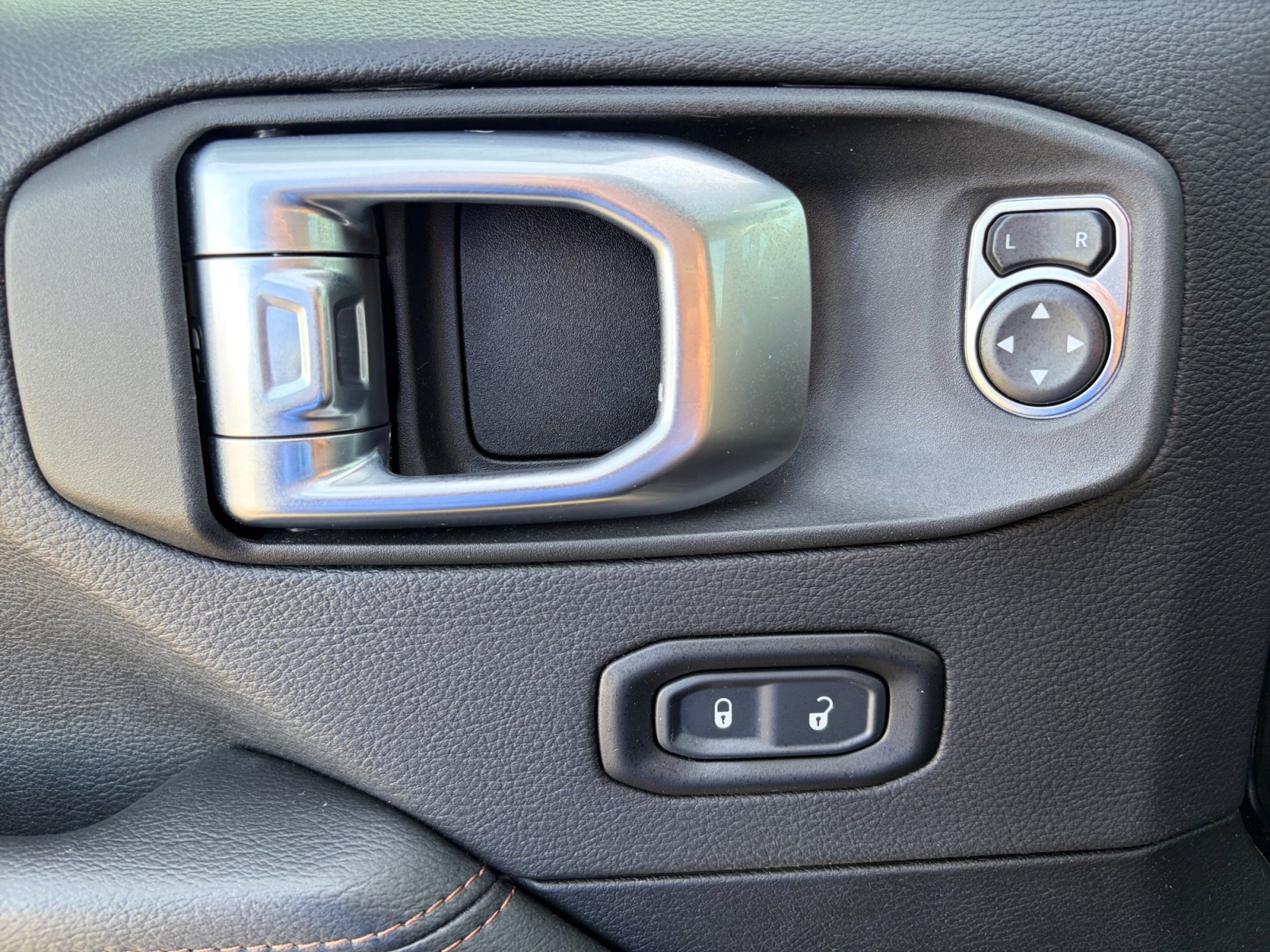 Used 2023 Jeep Wrangler Unlimited Rubicon 392 w/ Trailer Tow Package image 16