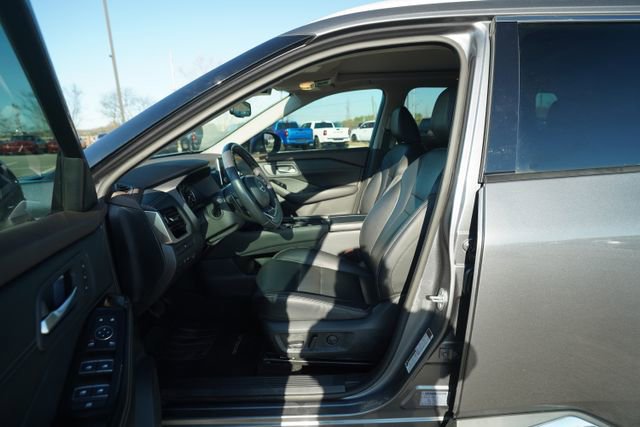 Used 2023 Nissan Rogue SL image 14