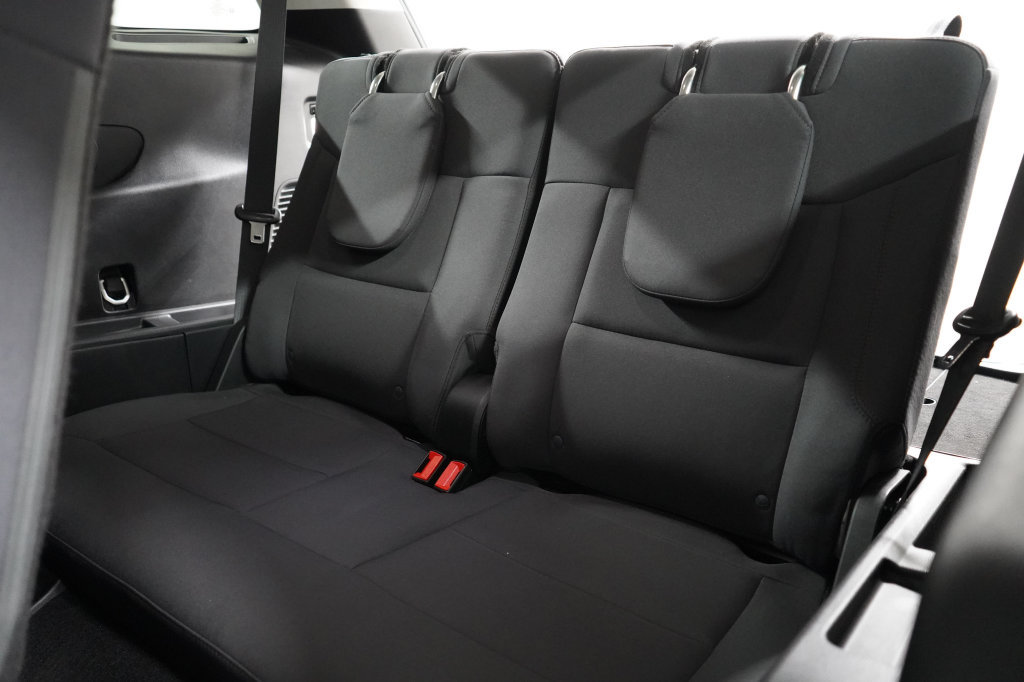 Certified 2025 Ford Explorer Active RWD image 21