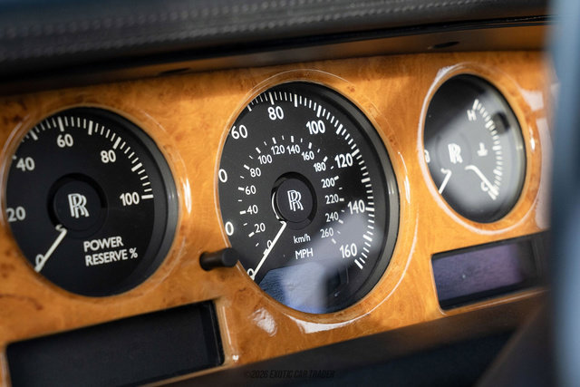 Used 2005 Rolls-Royce Phantom Sedan RWD image 43